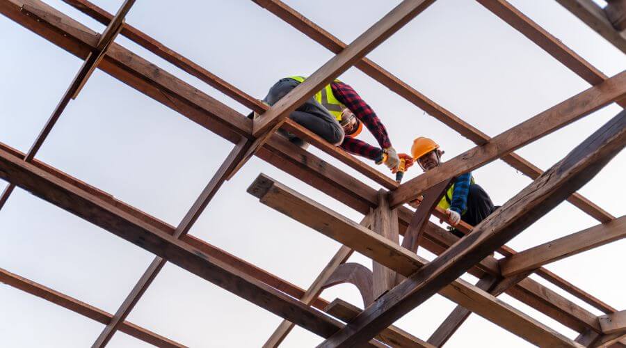 Professional gutter cleaning services in Truchas, NM